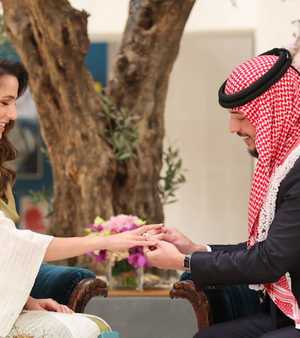 خطوبة ولي عهد الأردن من شابة سعودية